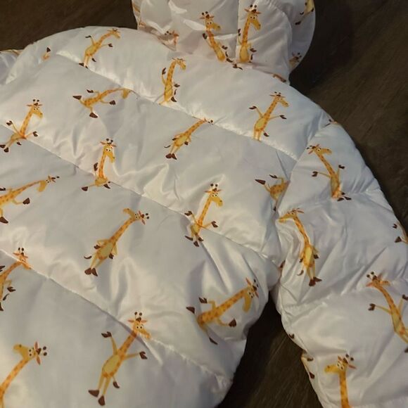 TOYS R US heavy weight girls puffer with lining and color popped Geoffrey 2T - Picture 8 of 10